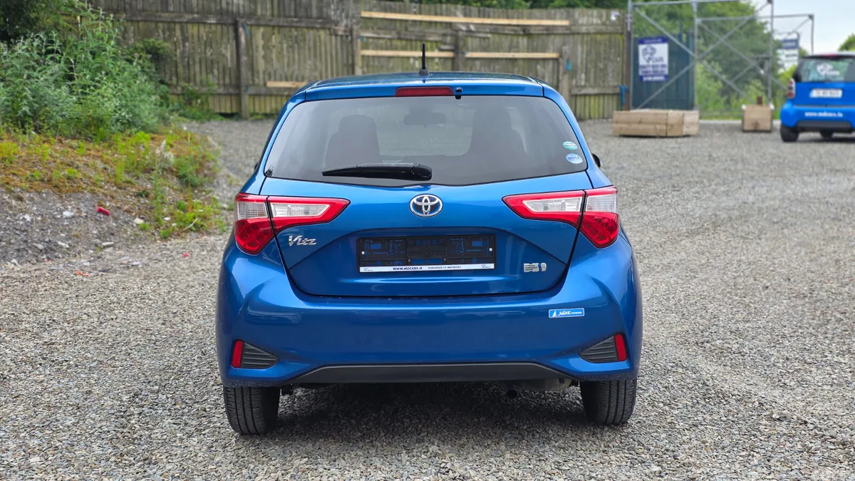 Toyota Vitz Hatchback, Petrol Hybrid, 2017, Blue