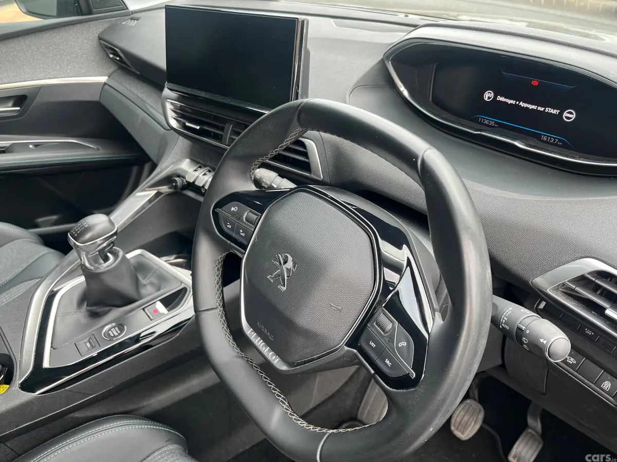 Peugeot 3008 MPV, Diesel, 2022, Grey