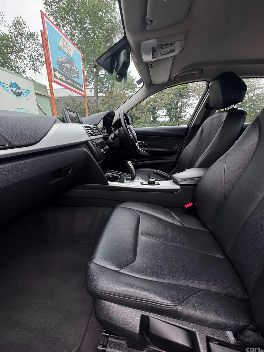 BMW 3-Series Saloon, Diesel, 2012, Silver