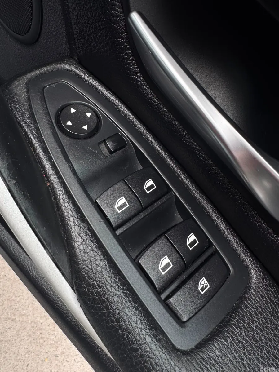 BMW 3-Series Saloon, Diesel, 2012, Silver
