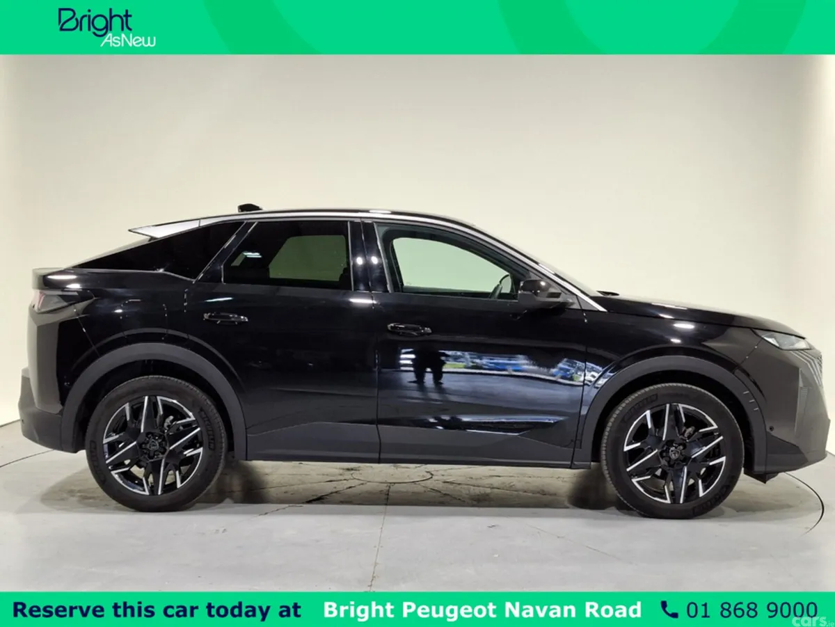 Peugeot 3008 MPV, Petrol, 2025, Black