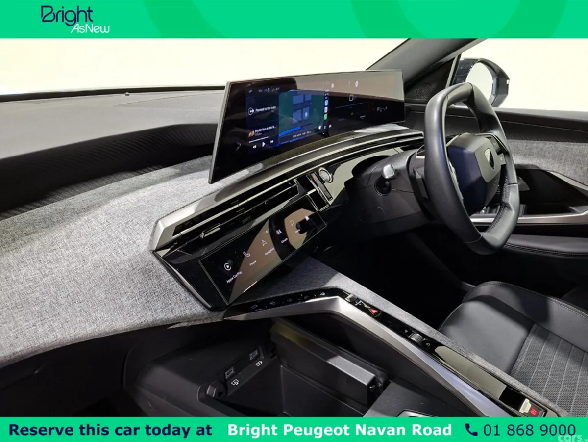 Peugeot 3008 MPV, Petrol, 2025, Black