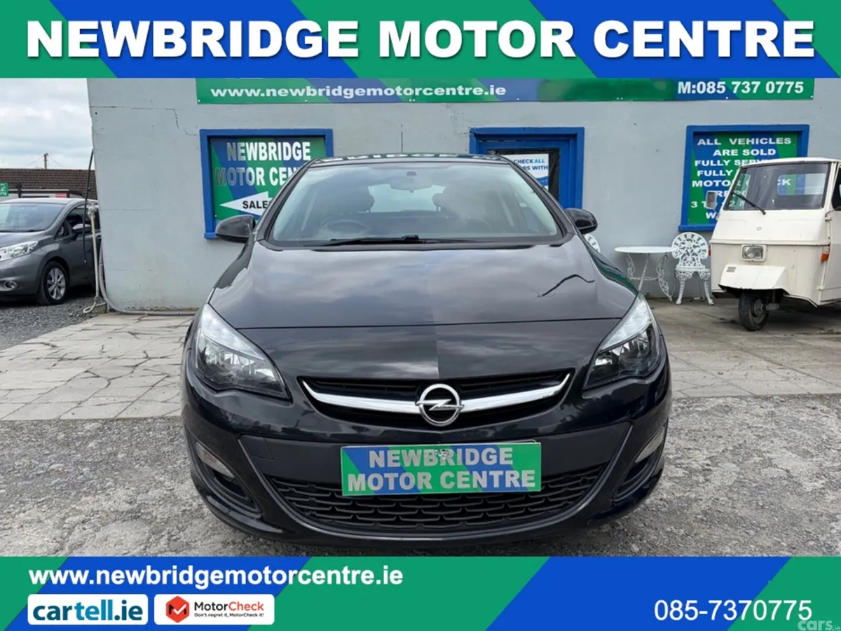 Opel Astra Hatchback, Diesel, 2015, Black