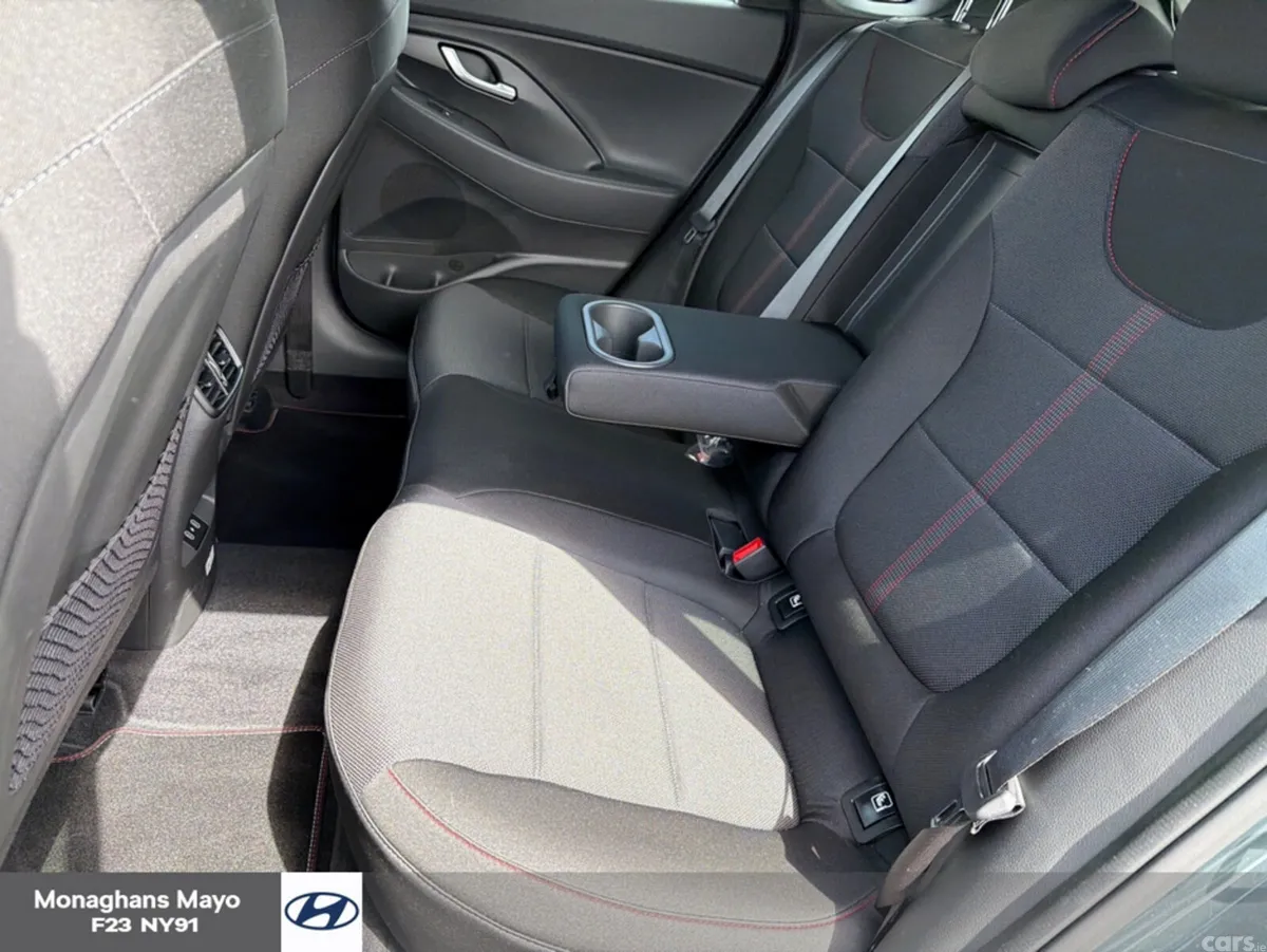 Hyundai i30 Hatchback, Petrol, 2026, Green