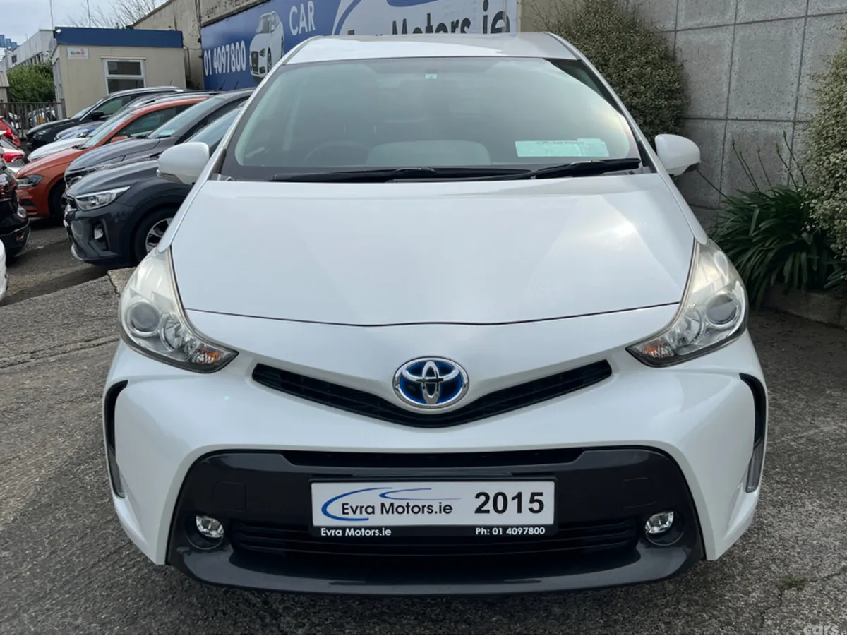 Toyota Prius MPV, Petrol Hybrid, 2015, White