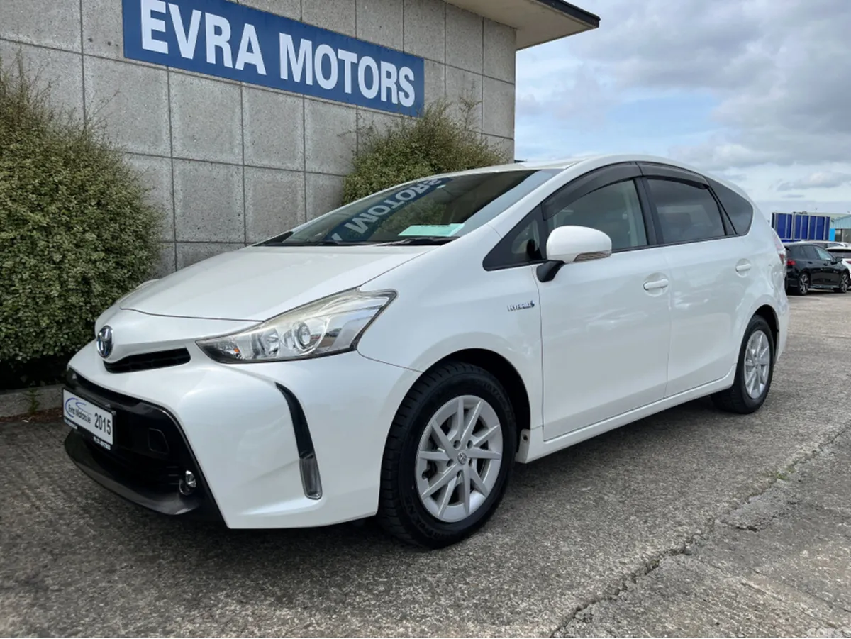 Toyota Prius MPV, Petrol Hybrid, 2015, White