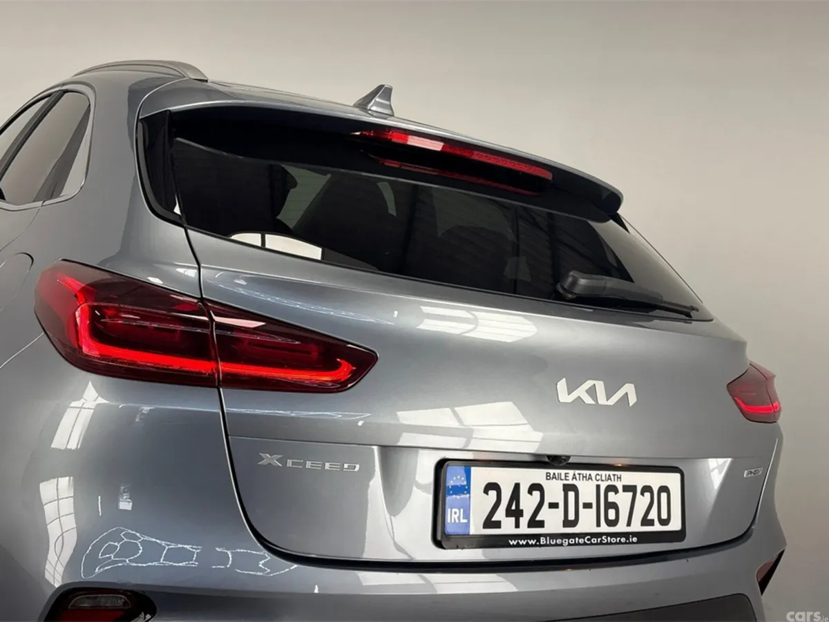Kia XCeed Hatchback, Petrol Hybrid, 2024, Grey