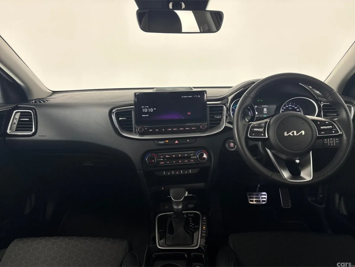 Kia XCeed Hatchback, Petrol Hybrid, 2024, Grey