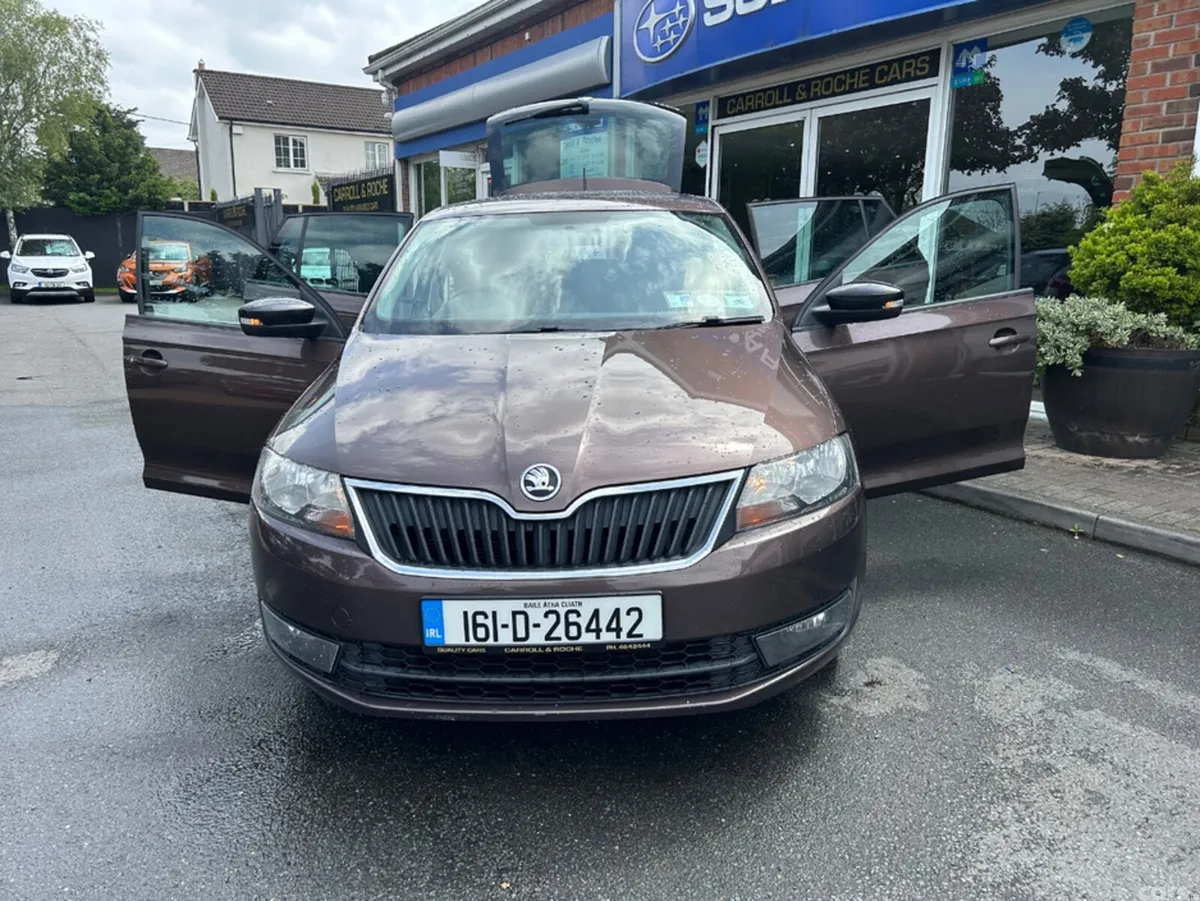 Skoda Rapid Hatchback, Diesel, 2016, Brown