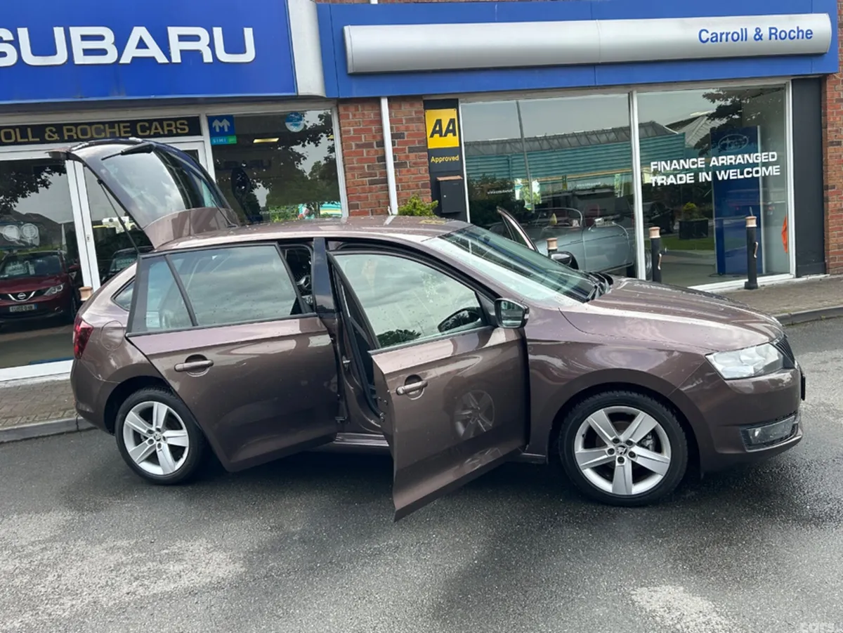 Skoda Rapid Hatchback, Diesel, 2016, Brown