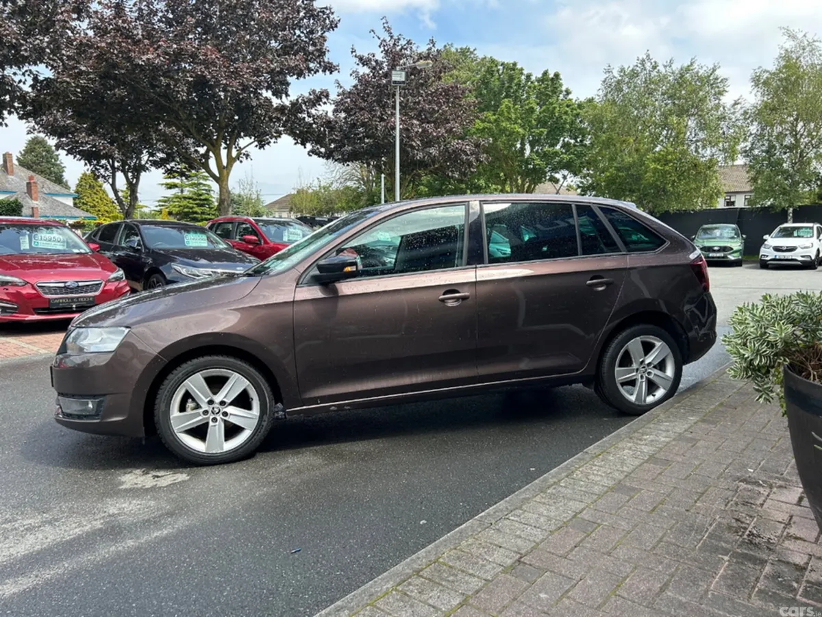 Skoda Rapid Hatchback, Diesel, 2016, Brown