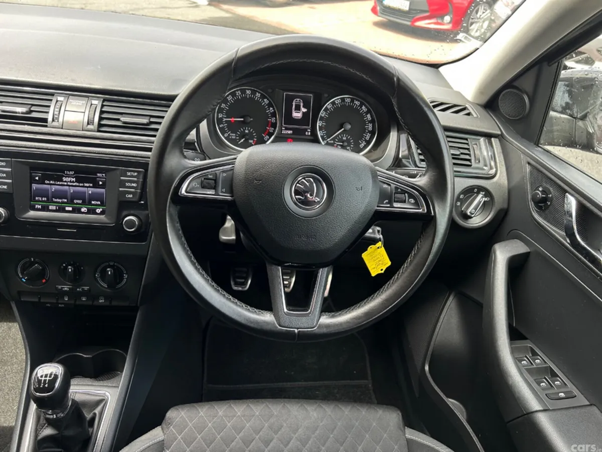 Skoda Rapid Hatchback, Diesel, 2016, Brown
