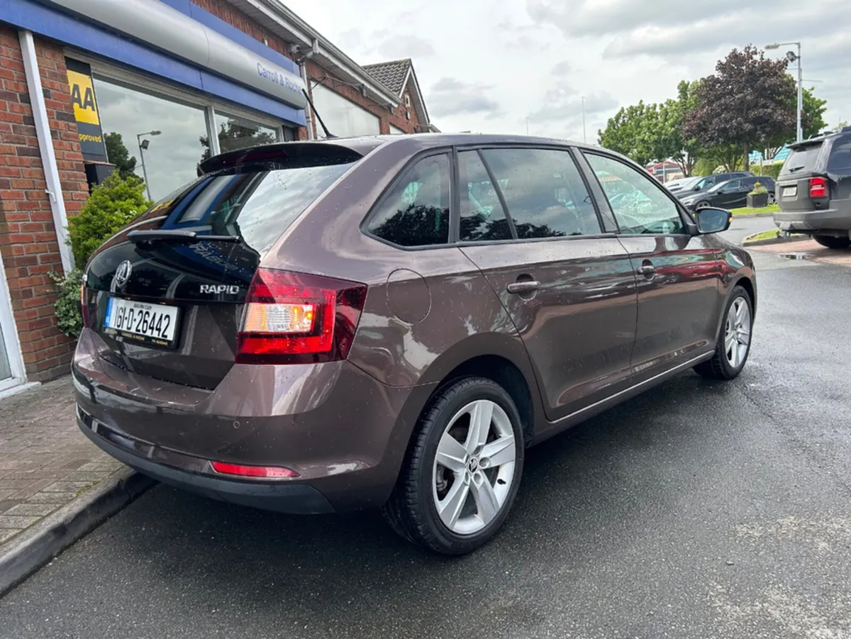 Skoda Rapid Hatchback, Diesel, 2016, Brown