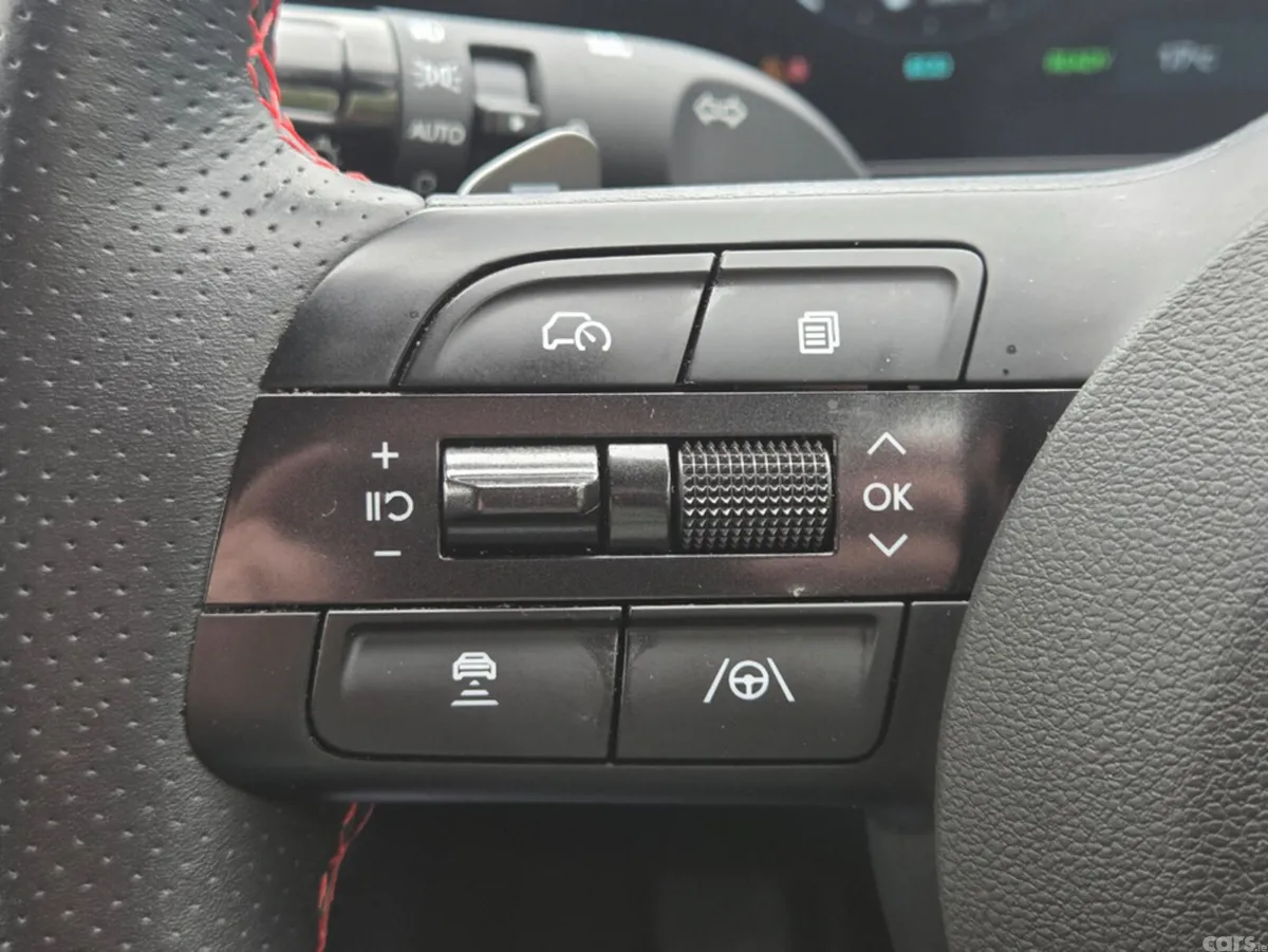 Hyundai Tucson Estate, Petrol Plug-in Hybrid, 2025, White