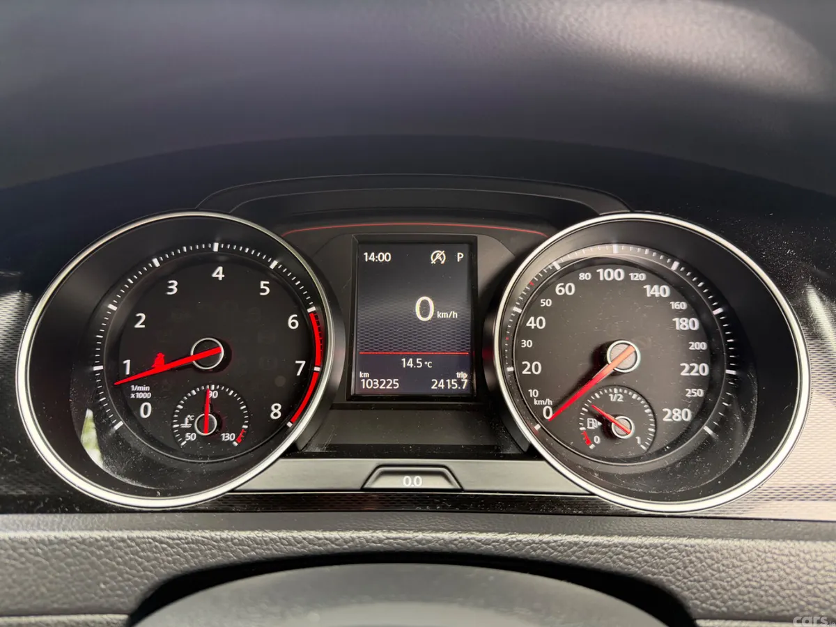 Volkswagen Golf Hatchback, Petrol, 2016, Silver