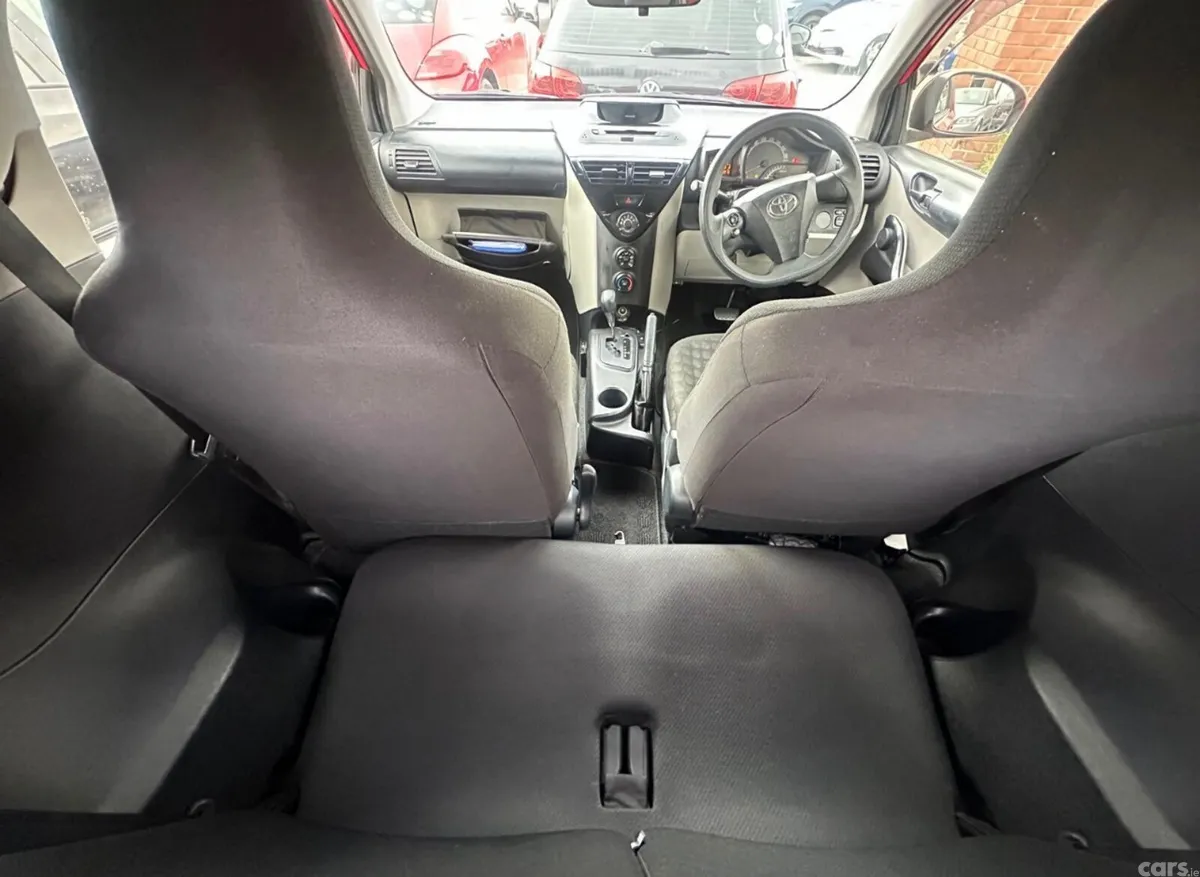 Toyota iQ Hatchback, Petrol, 2015, Red