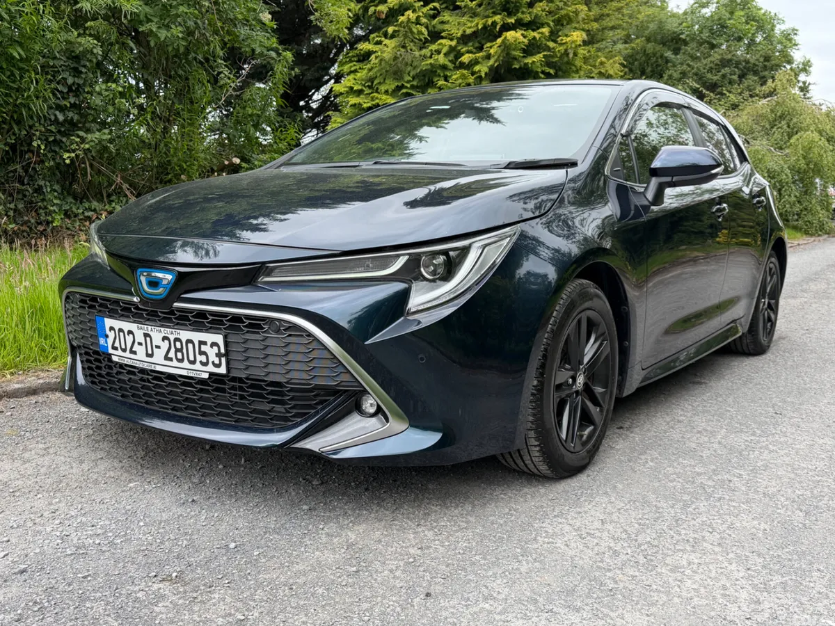 Toyota Corolla Hatchback, Petrol Hybrid, 2020, Blue