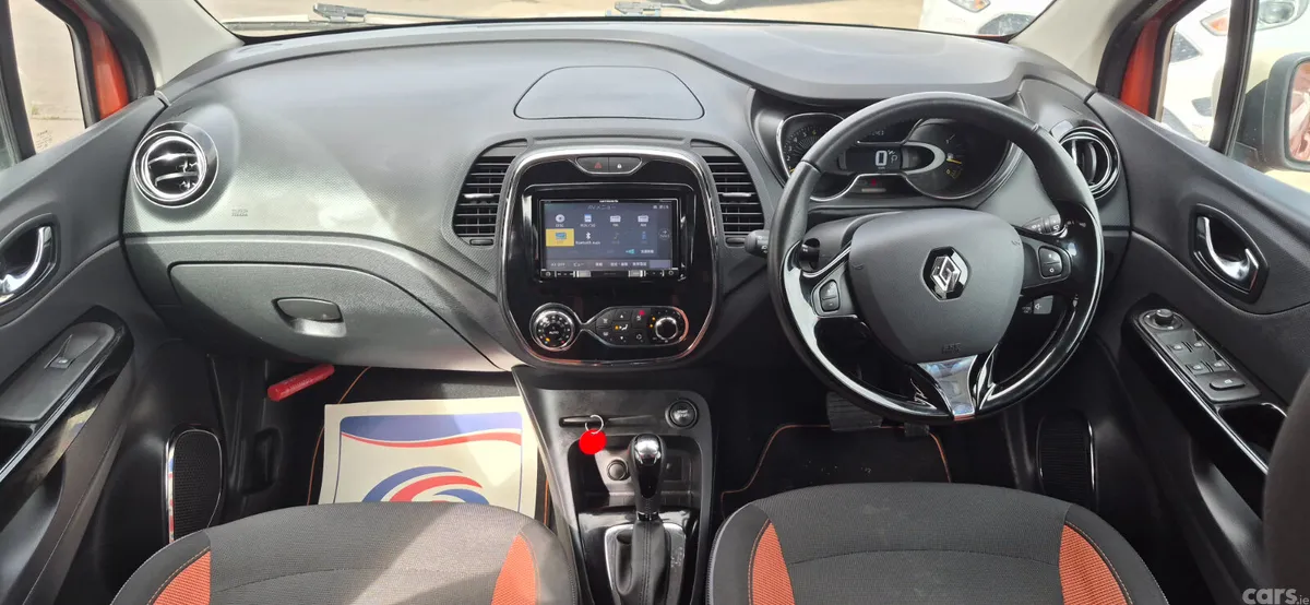 Renault Captur MPV, Petrol, 2015, Orange