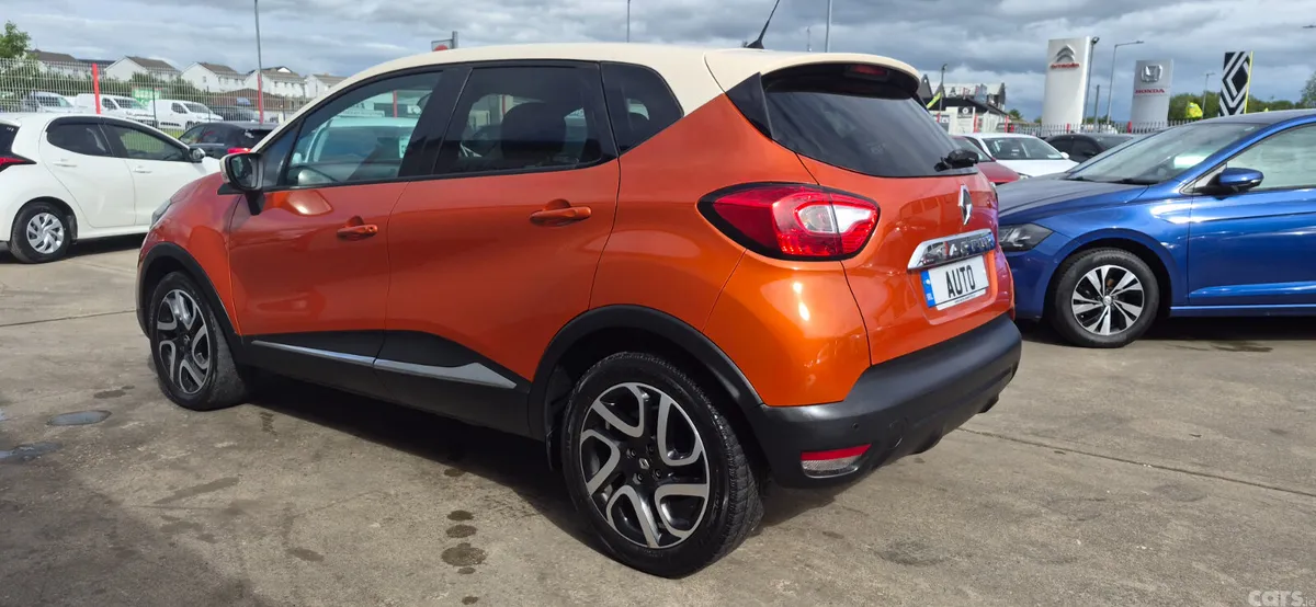 Renault Captur MPV, Petrol, 2015, Orange