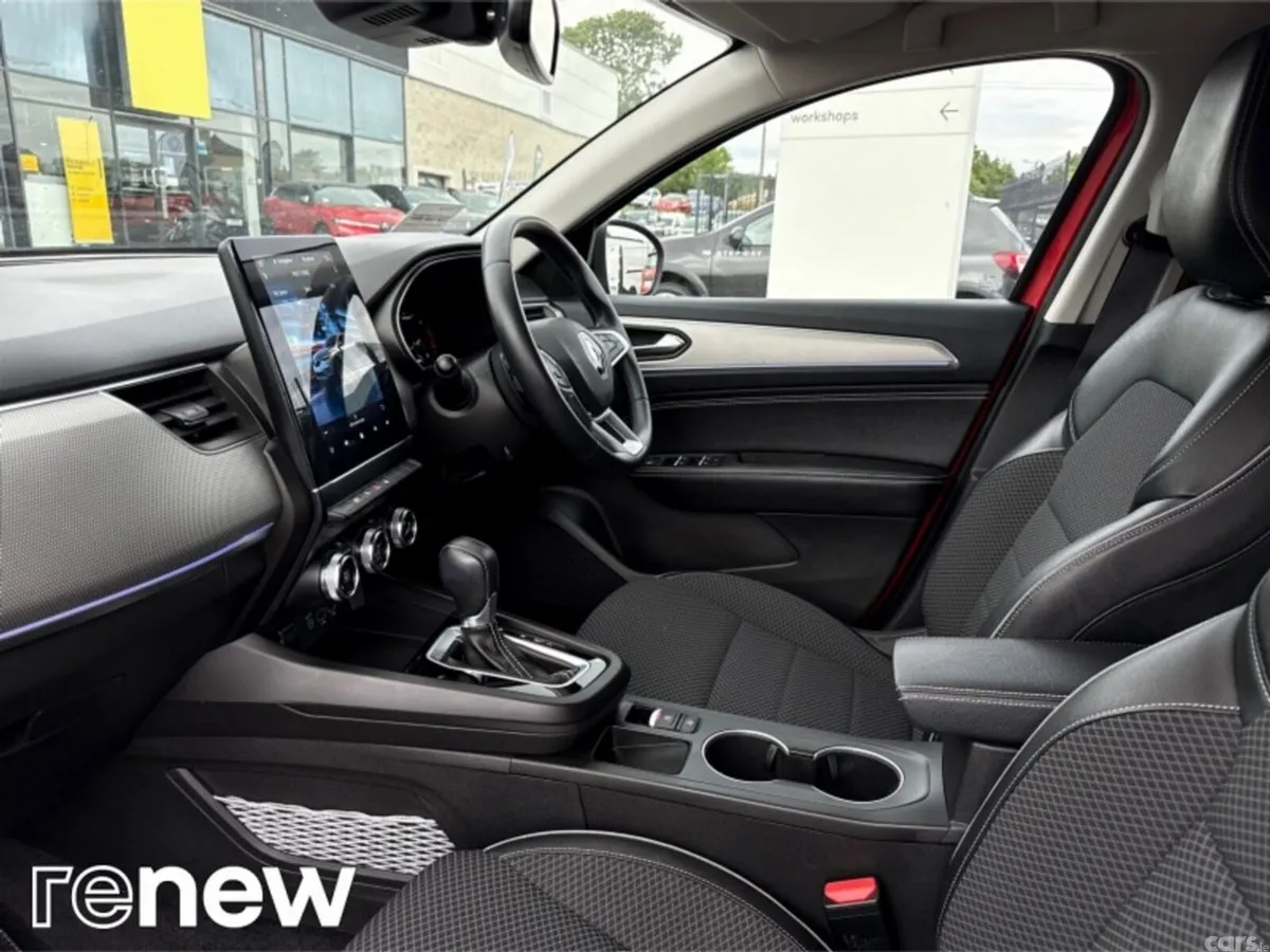 Renault Arkana Hatchback, Petrol, 2023, Red