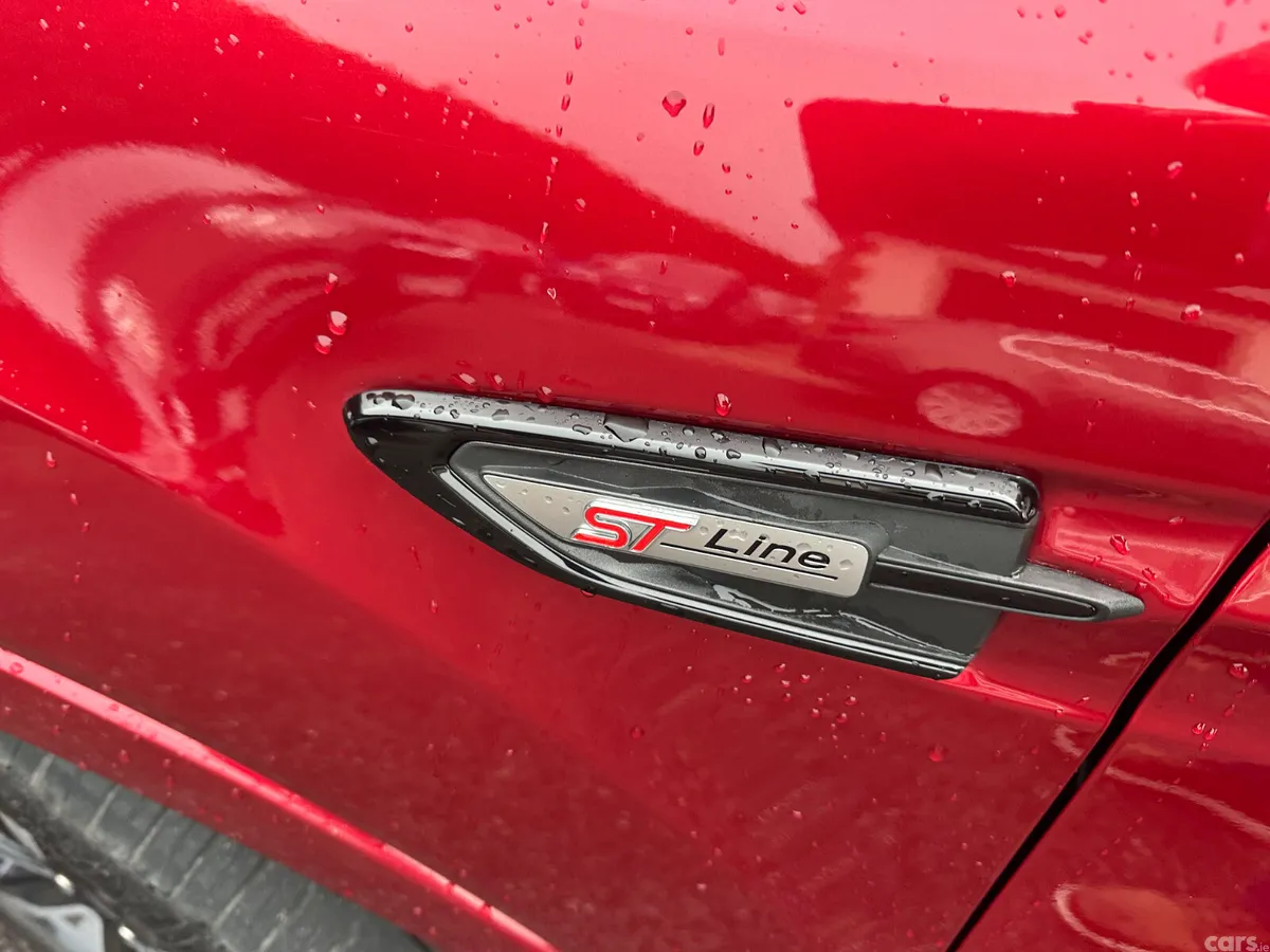 Ford Kuga SUV, Diesel, 2019, Red