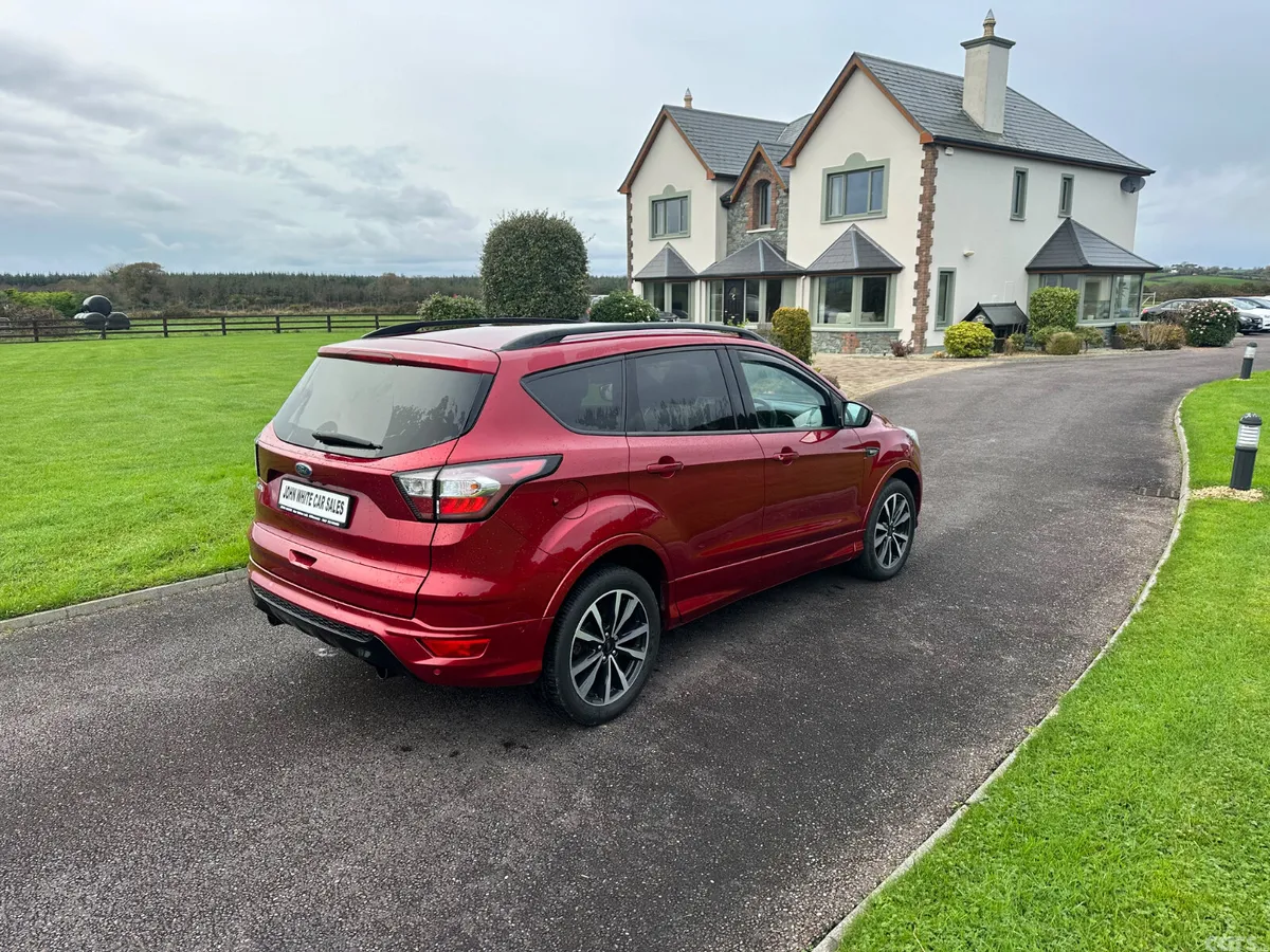 Ford Kuga SUV, Diesel, 2019, Red