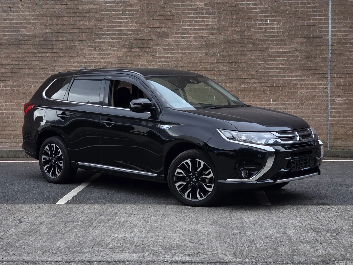 Mitsubishi Outlander MPV, Petrol Plug-in Hybrid, 2018, Black