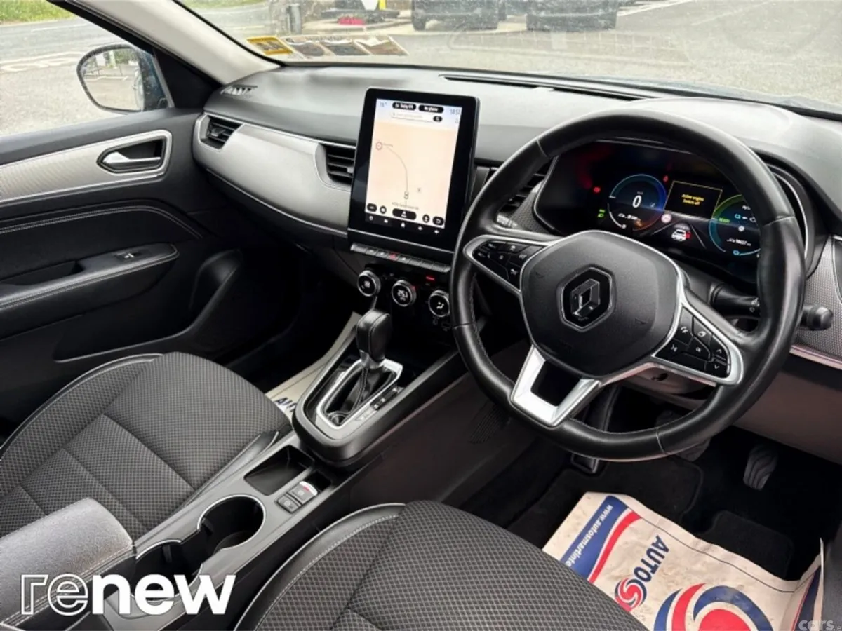 Renault Arkana Hatchback, Petrol, 2022, Blue