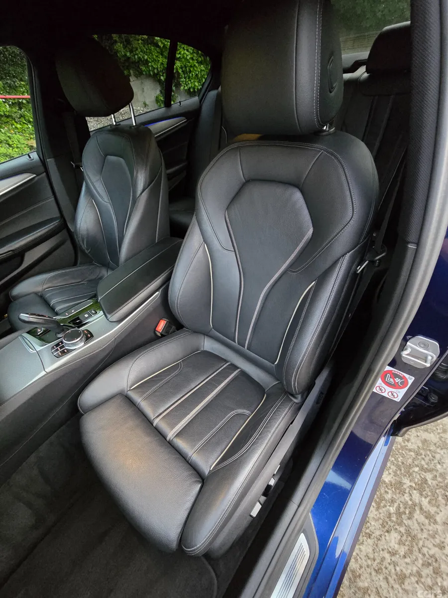 BMW 5-Series Saloon, Petrol Plug-in Hybrid, 2017, Blue