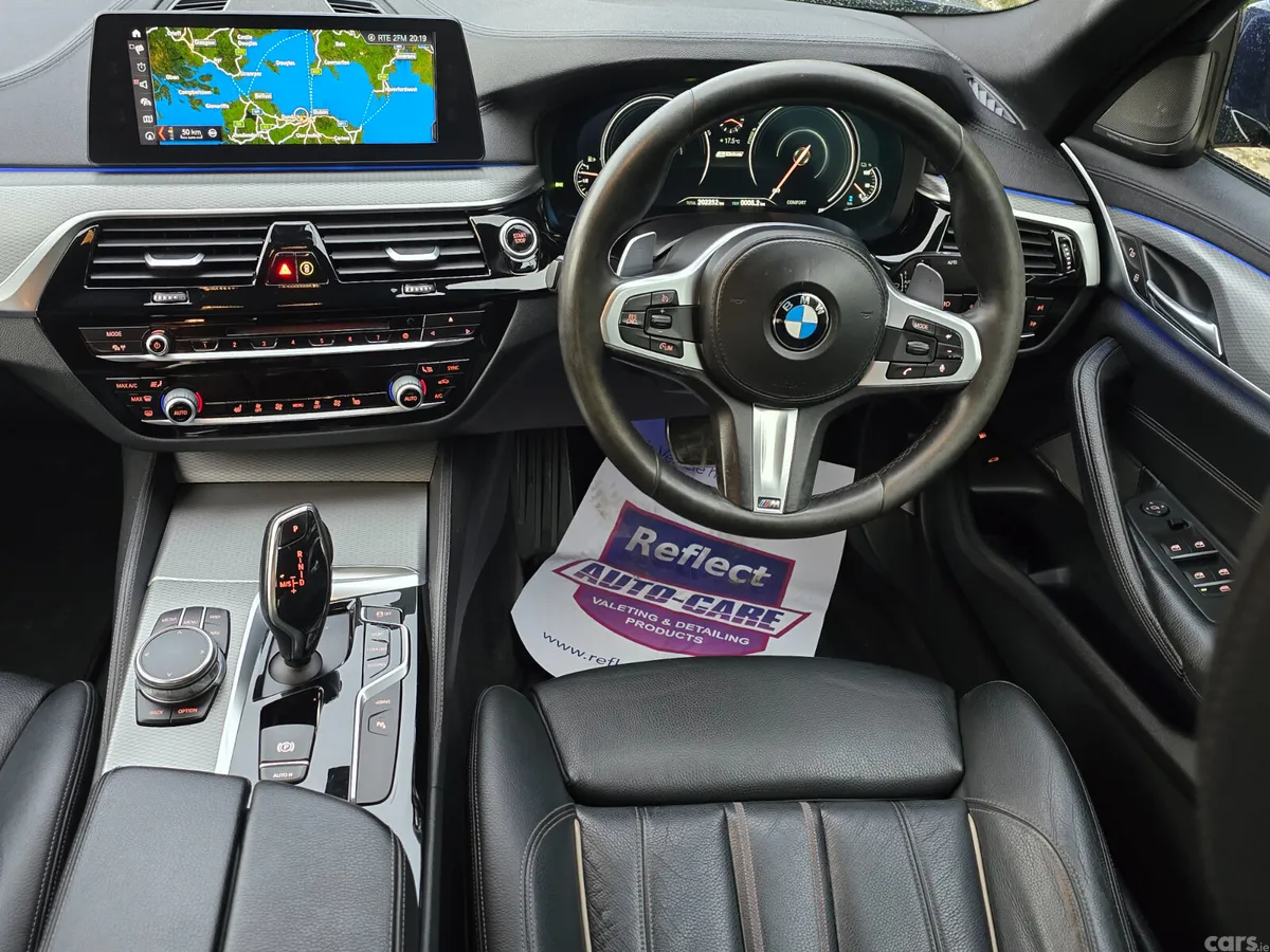 BMW 5-Series Saloon, Petrol Plug-in Hybrid, 2017, Blue