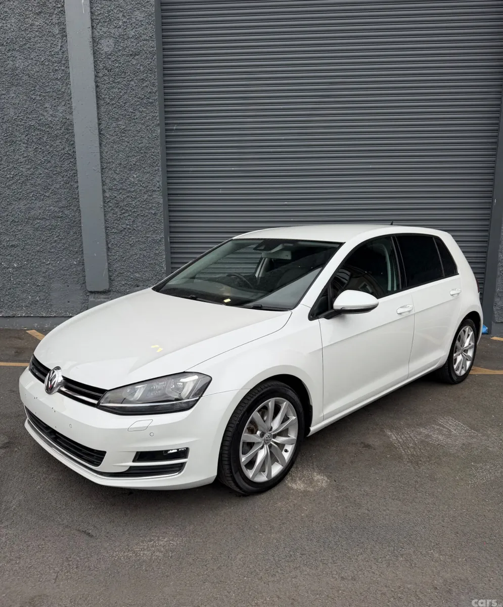 Volkswagen Golf Hatchback, Petrol, 2016, White