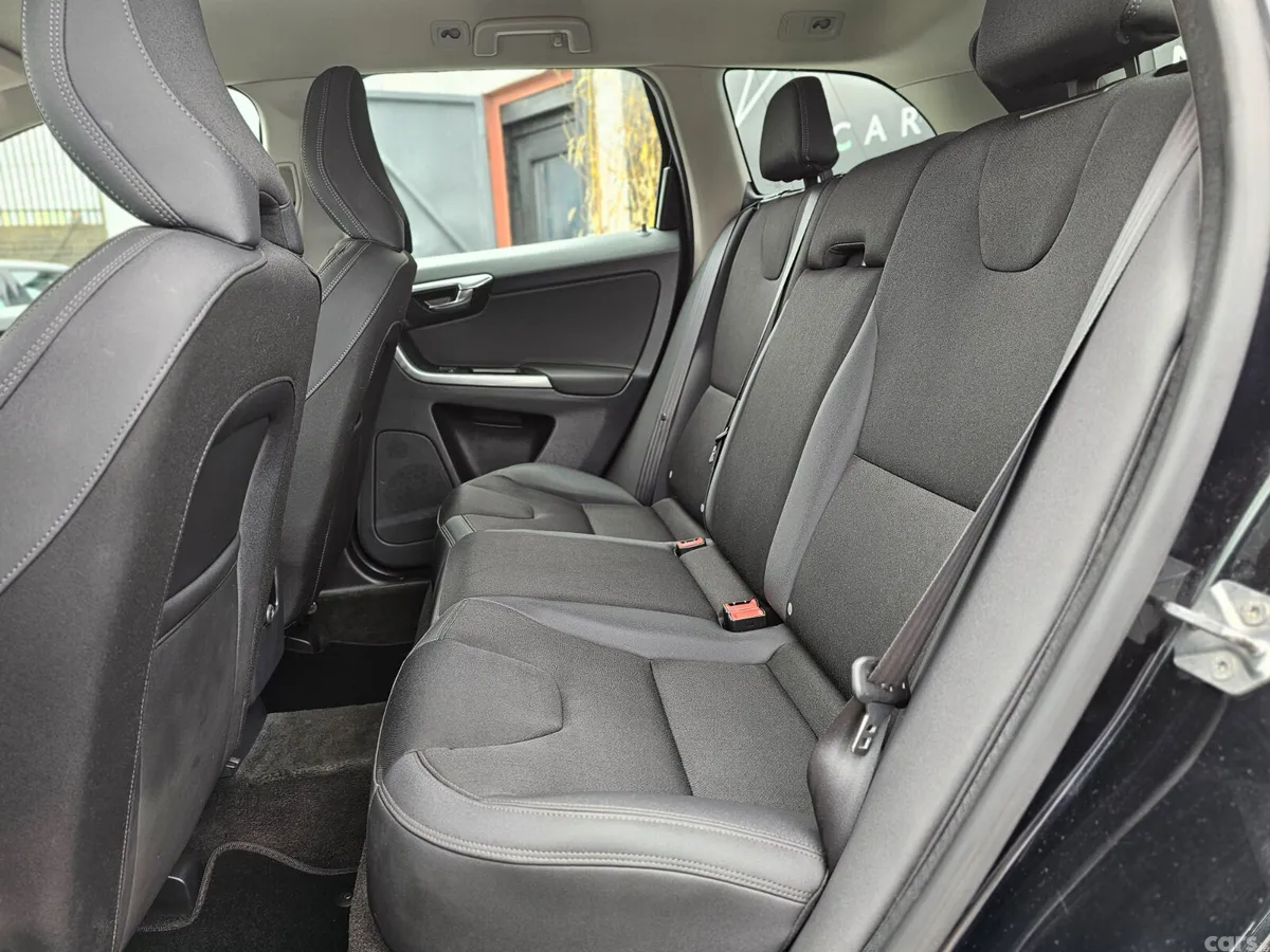 Volvo XC60 SUV, Diesel, 2014, Black