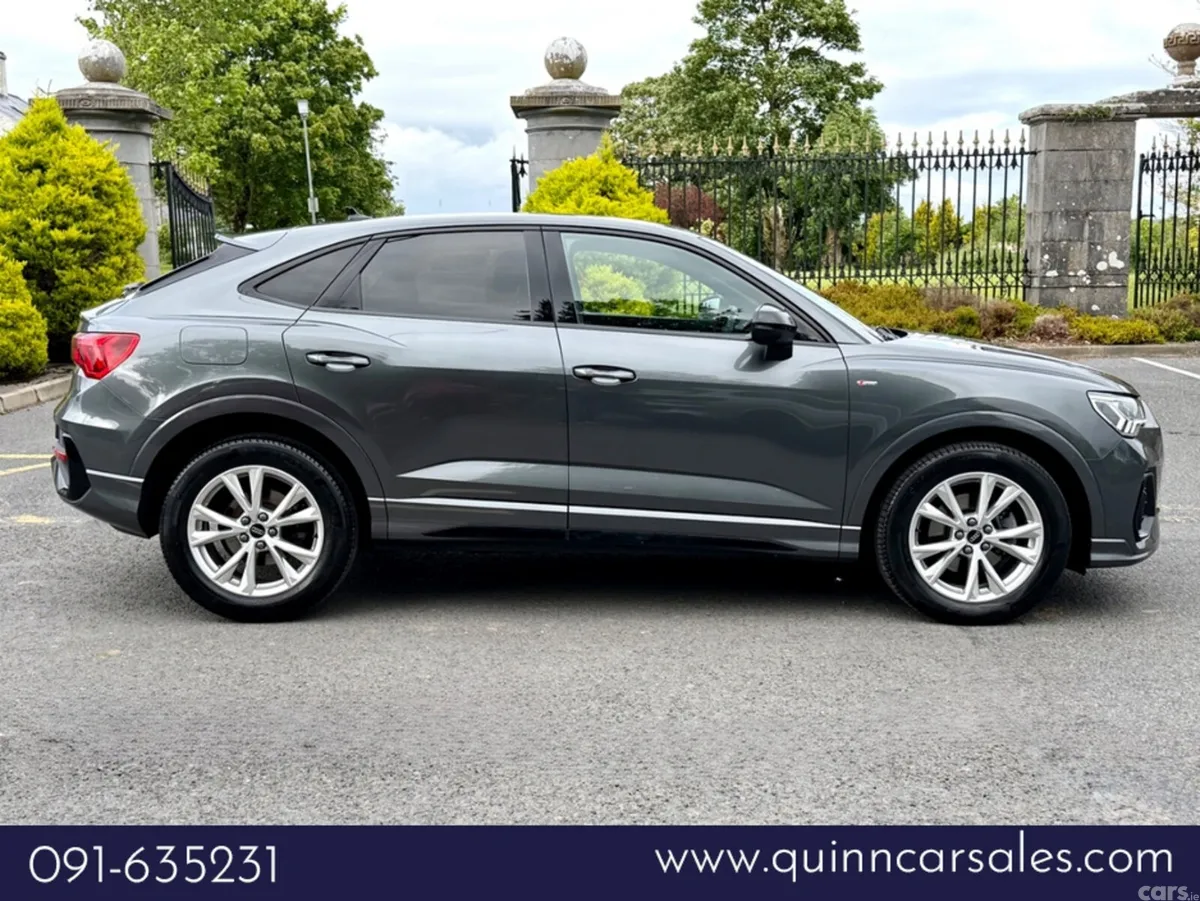 Audi Q3 Hatchback, Diesel, 2025, Grey
