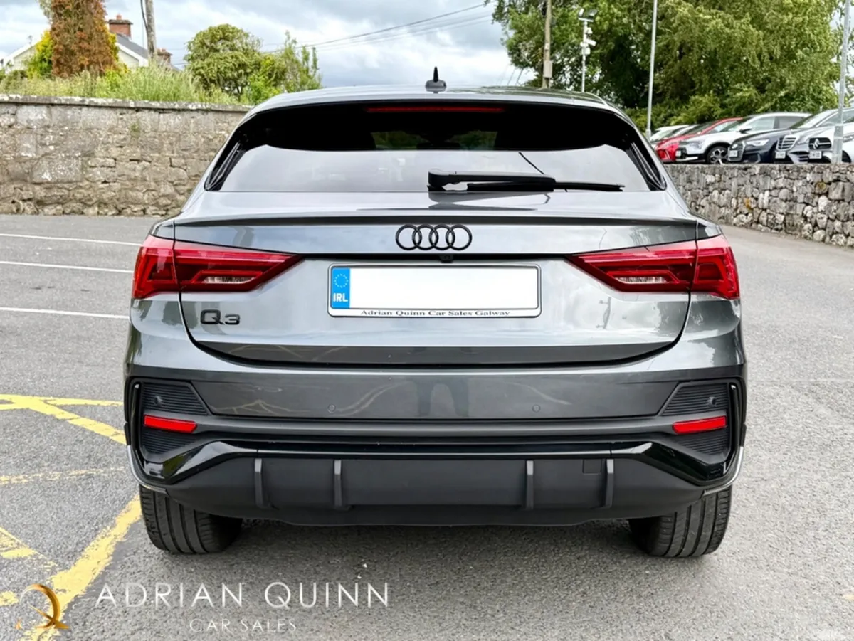 Audi Q3 Hatchback, Diesel, 2025, Grey