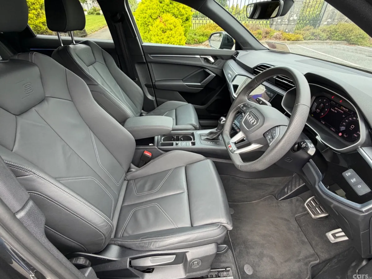 Audi Q3 Hatchback, Diesel, 2025, Grey