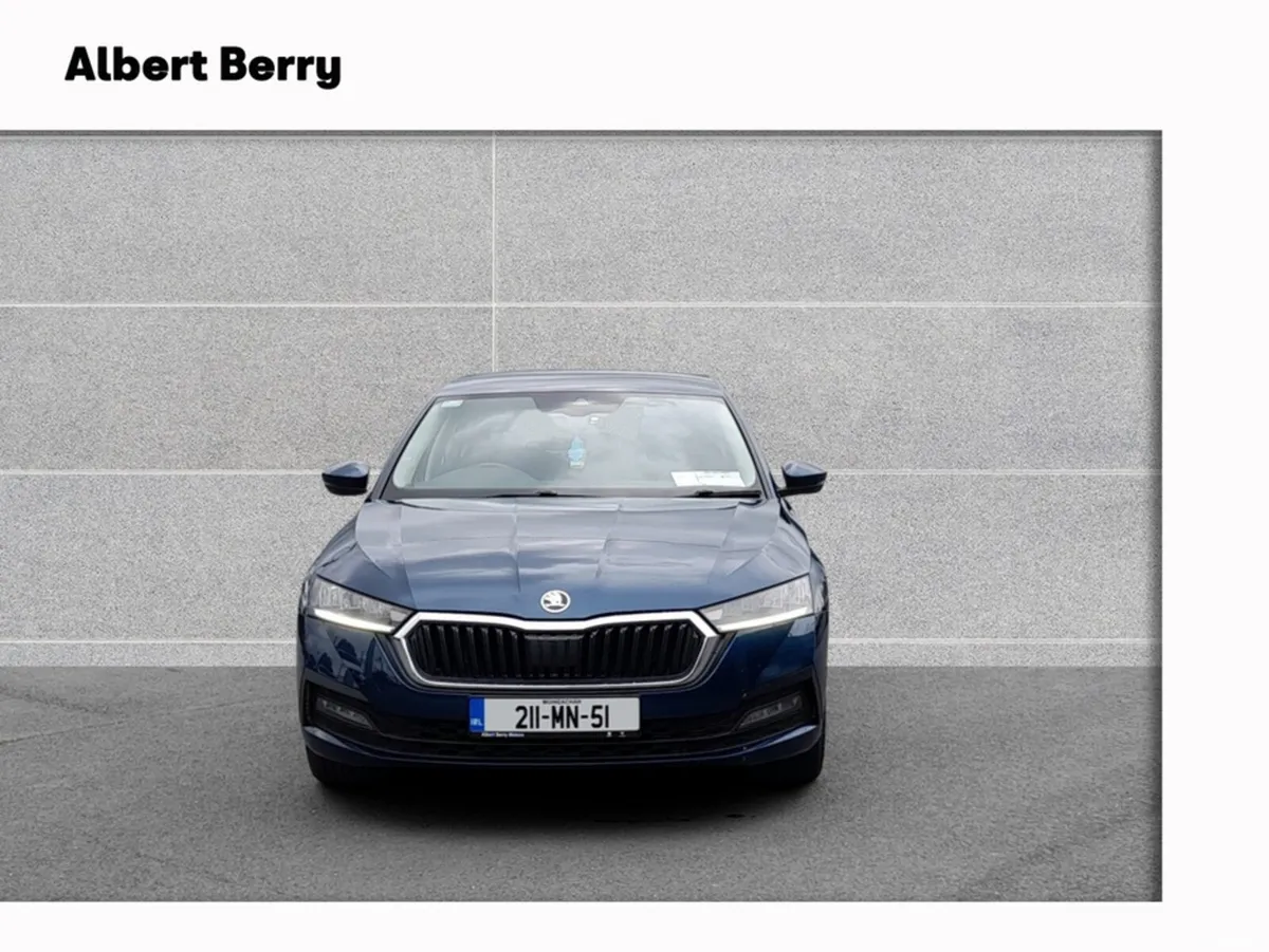 Skoda Octavia Hatchback, Diesel, 2021, Blue