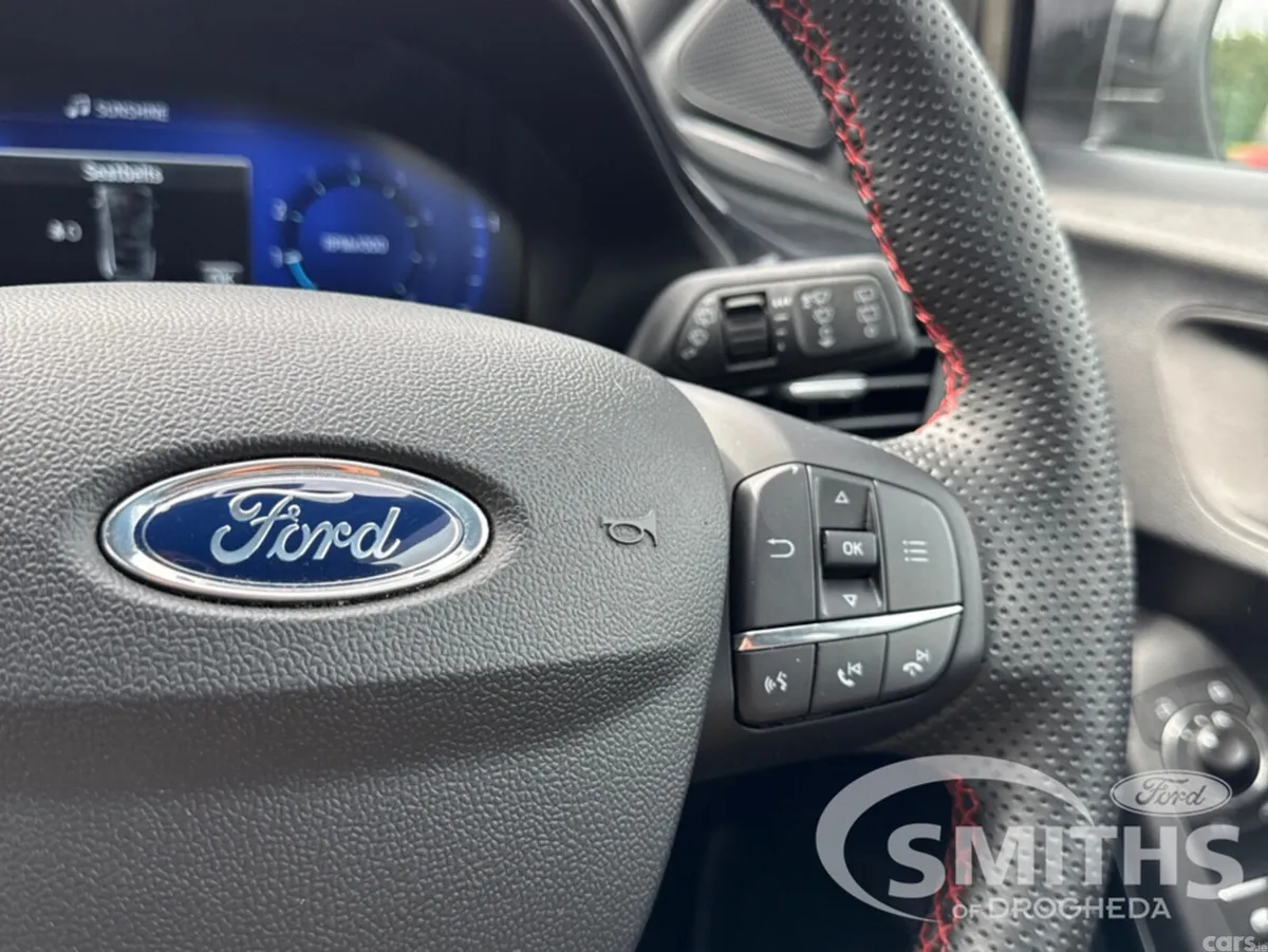 Ford Puma MPV, Petrol Hybrid, 2022, Black