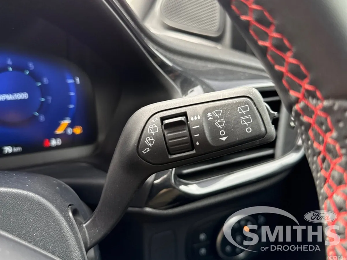Ford Puma MPV, Petrol Hybrid, 2022, Black
