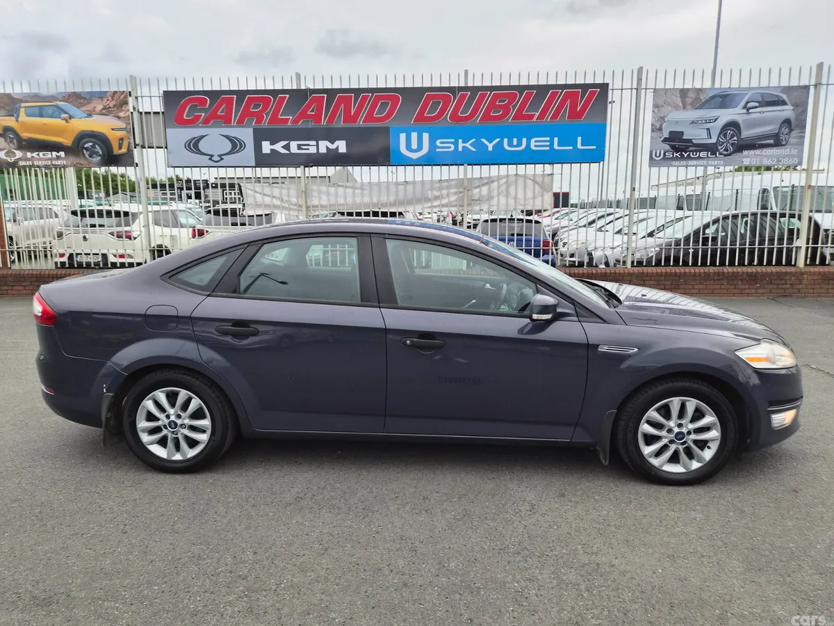Ford Mondeo Saloon, Diesel, 2013, Blue