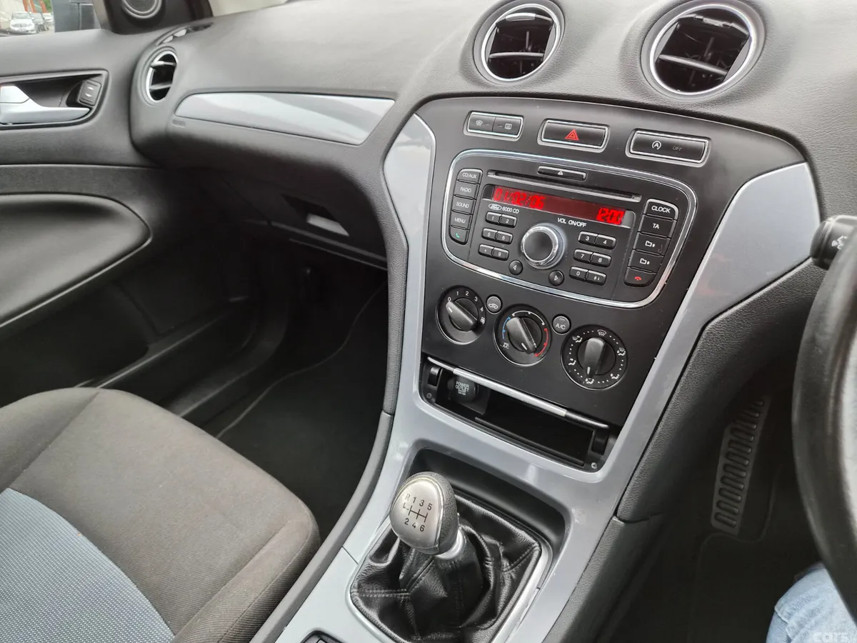 Ford Mondeo Saloon, Diesel, 2013, Blue
