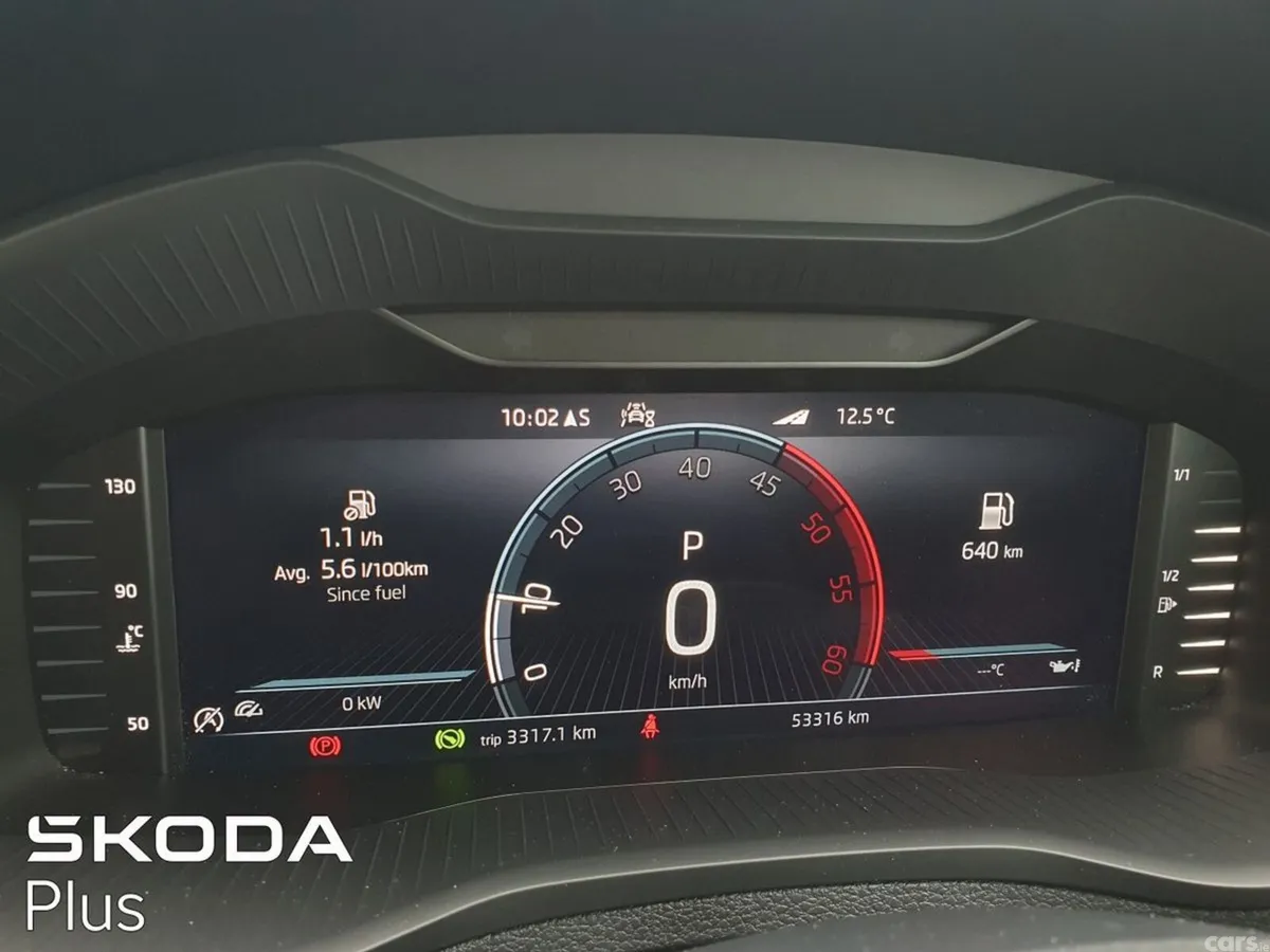 Skoda Karoq SUV, Diesel, 2022, Grey