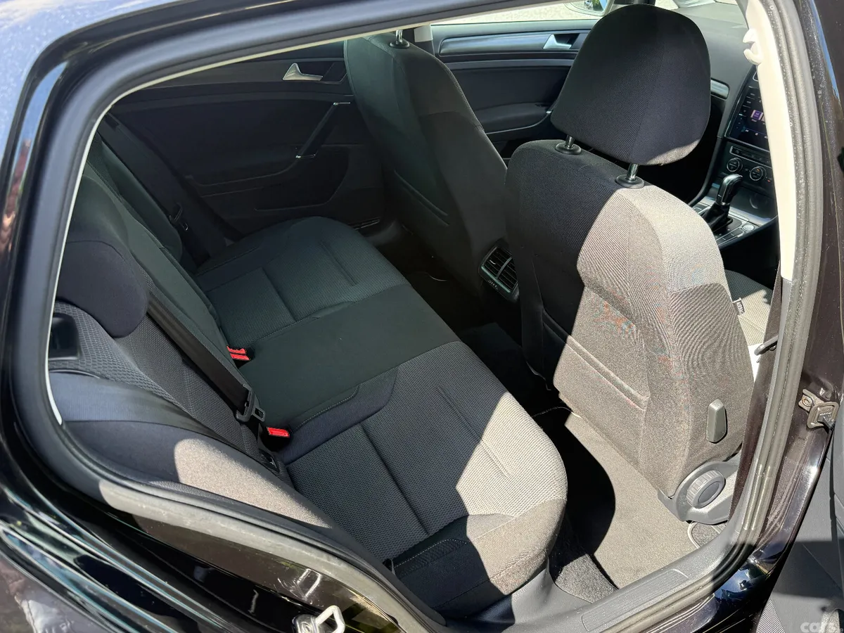Volkswagen Golf Hatchback, Petrol, 2018, Black