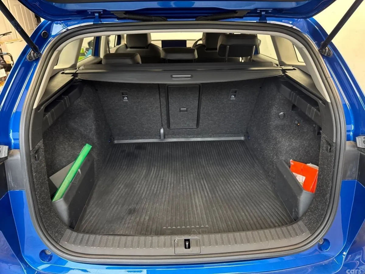 Skoda Enyaq Estate, Electric, 2023, Blue