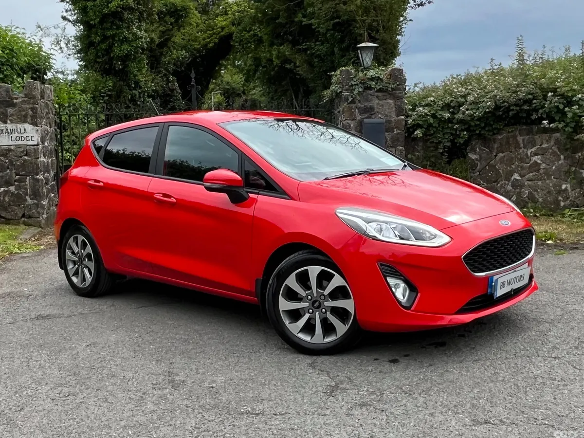 Ford Fiesta Hatchback, Petrol, 2021, Red