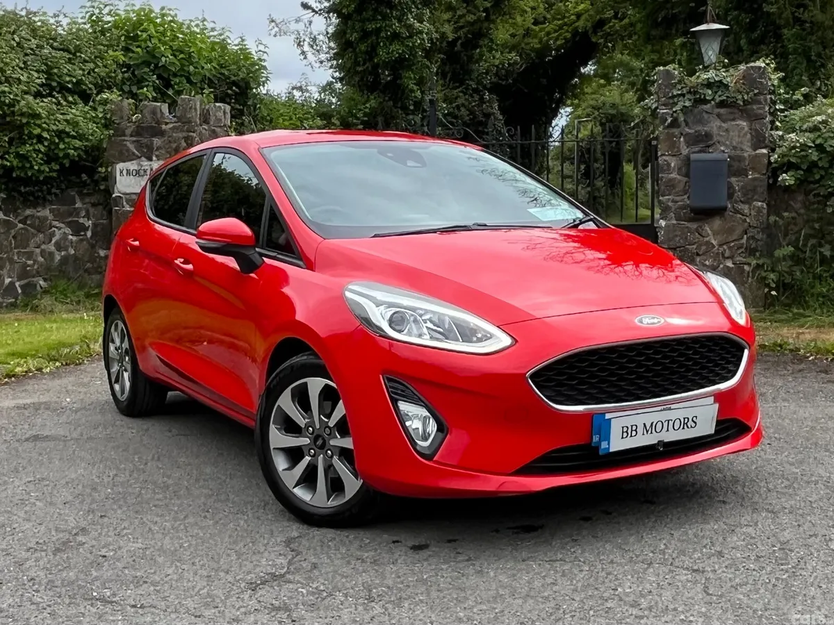Ford Fiesta Hatchback, Petrol, 2021, Red