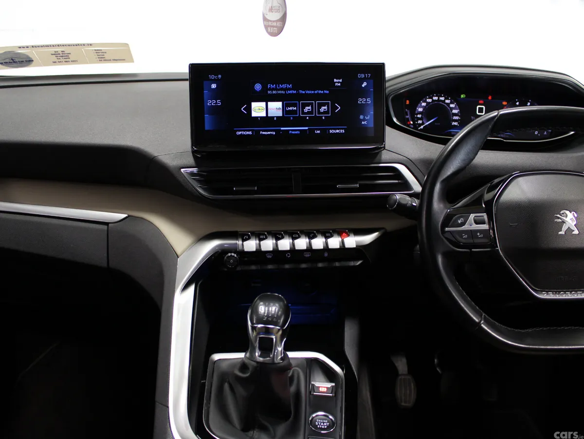 Peugeot 3008 MPV, Diesel, 2021, Red