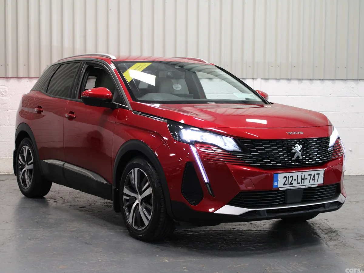 Peugeot 3008 MPV, Diesel, 2021, Red