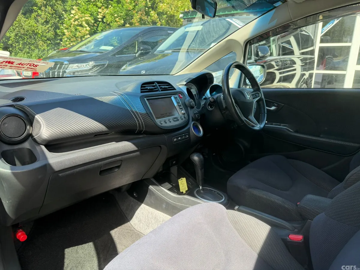 Honda Fit Hatchback, Petrol Hybrid, 2011, Silver
