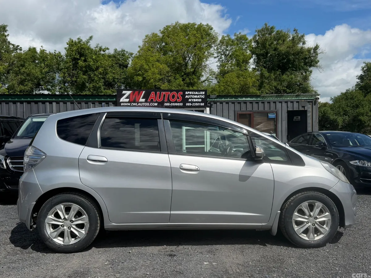 Honda Fit Hatchback, Petrol Hybrid, 2011, Silver