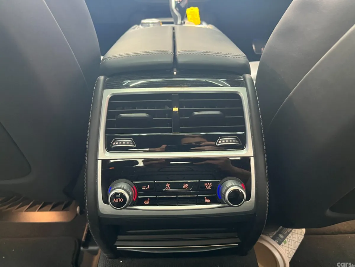 BMW 7-Series Saloon, Petrol Plug-in Hybrid, 2017, Black